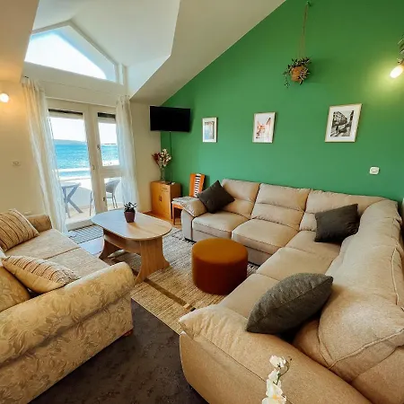 W Sea View, Private Ensuite & Balcony 4*