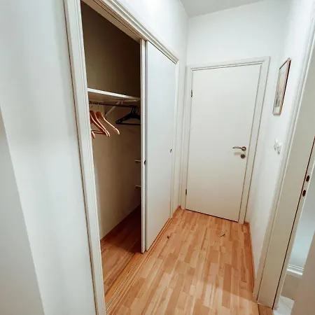 فندق مبيت وإفطار W Sea View, Private Ensuite & Balcony