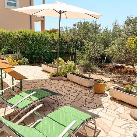 W Sea View, Private Ensuite & Balcony فندق مبيت وإفطار 4*