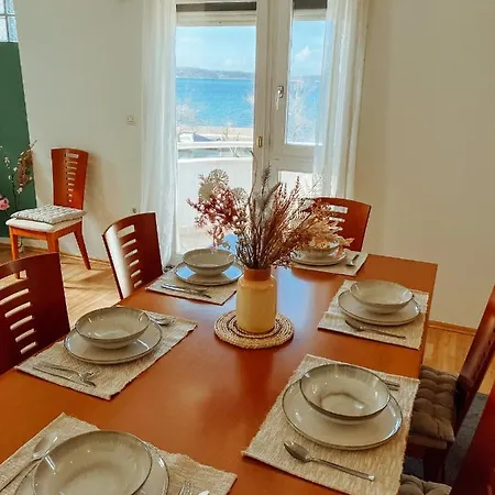 فندق مبيت وإفطار W Sea View, Private Ensuite & Balcony
